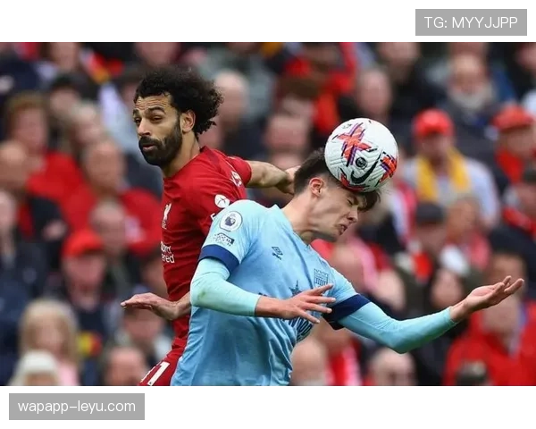 皮克福德神勇扑救助英超球队再创辉煌，关键表现锁定胜局