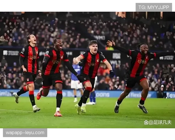 富勒姆战平西汉姆联，欧战席位争夺白热化