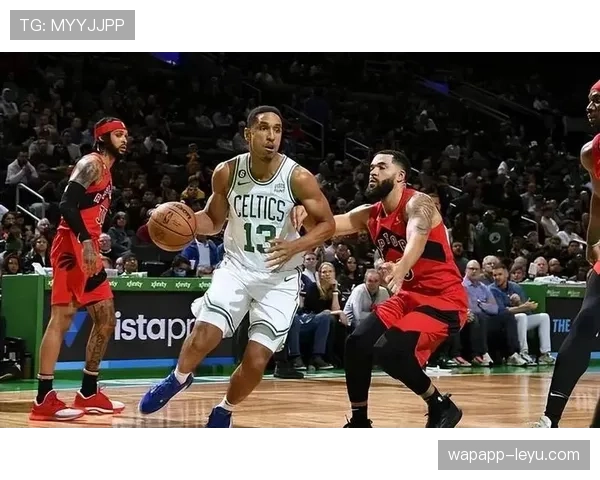 巴恩斯挡拆制造错位胜过西亚卡姆提升关键组织效率